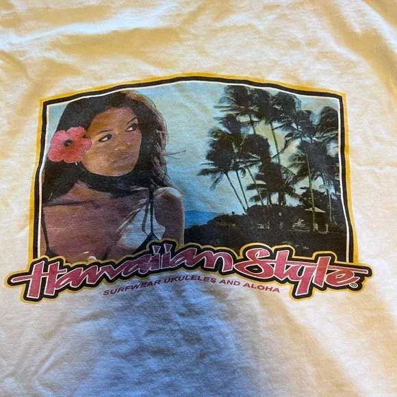 Hawaiian style shirt - Picture 2 of 6